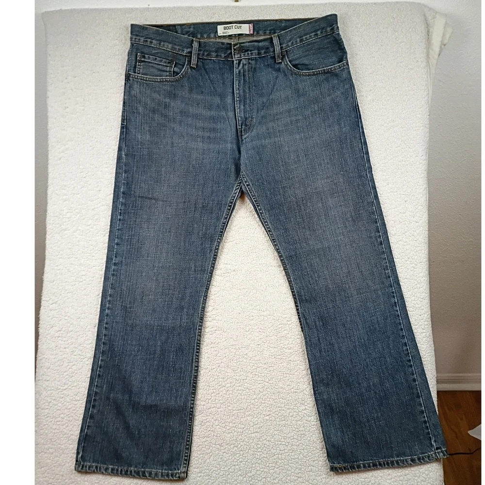 Levis bootcut casual
